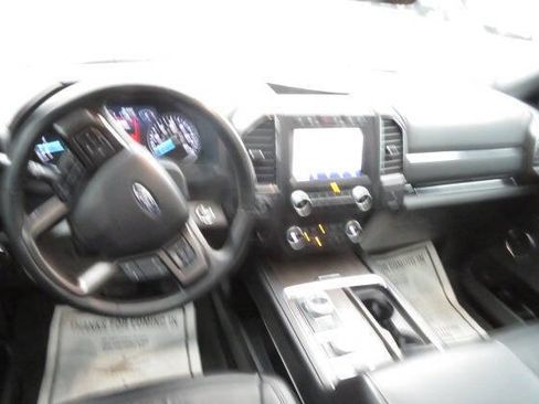 Used 2021 Ford Expedition Max Limited image 16