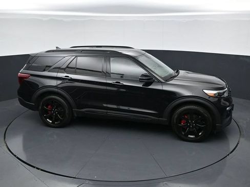 Used 2024 Ford Explorer ST w/ Technology Package AWD/4WD image 35