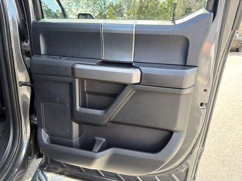 Used 2019 Ford F150 XLT w/ Equipment Group 302A Luxury image 16