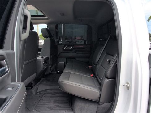 Certified 2024 GMC Sierra 2500 Denali w/ Denali Reserve Package image 8