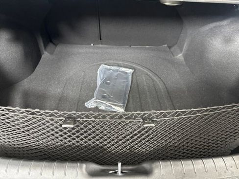 Certified 2025 Hyundai Elantra Limited image 43