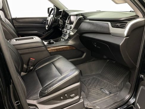 Used 2016 Chevrolet Suburban LT RWD image 37