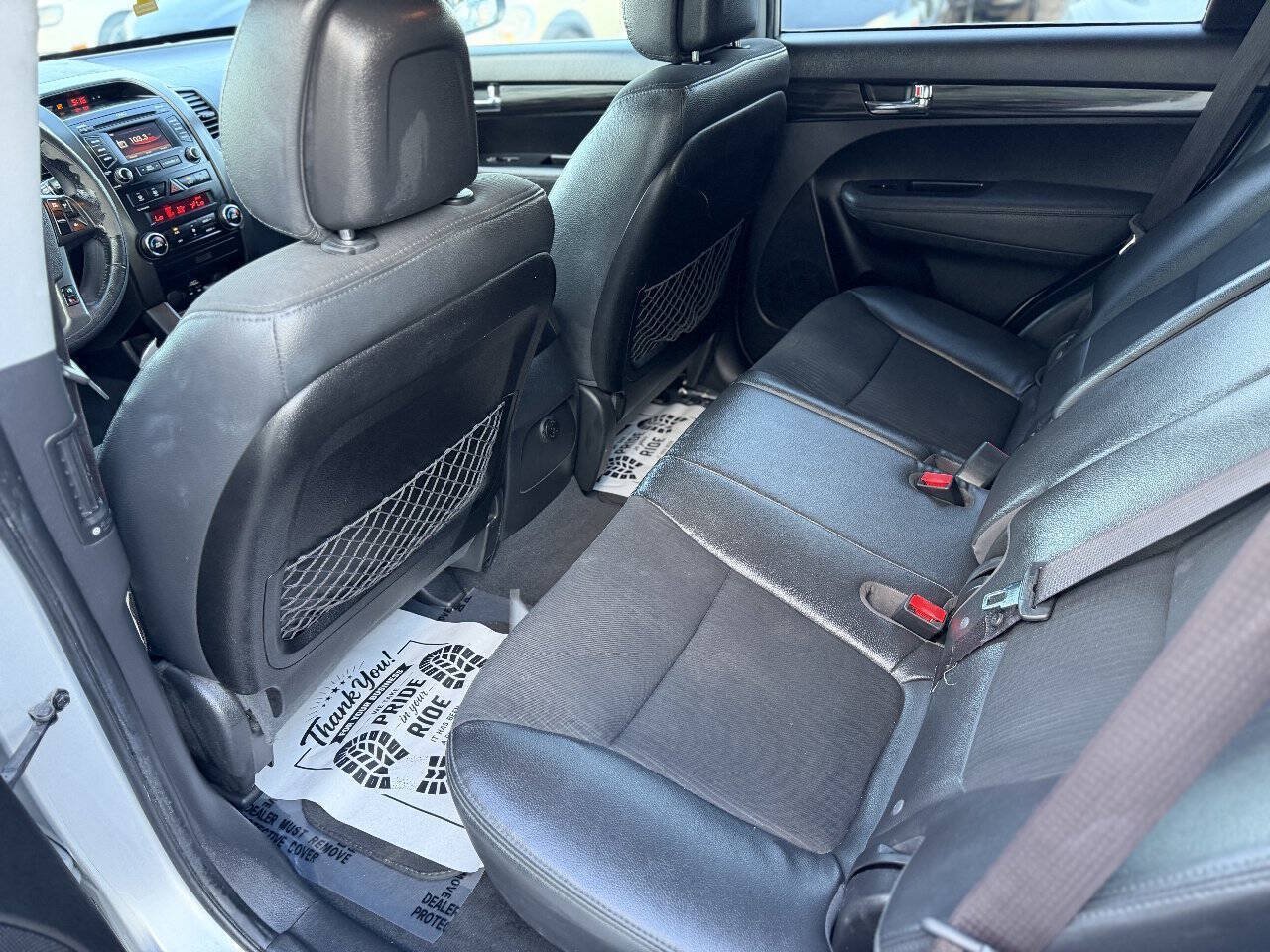 Used 2012 Kia Sorento EX FWD image 16