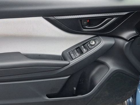 Used 2022 Subaru Crosstrek 2.0i Premium image 12