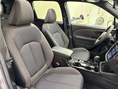 Used 2026 Subaru Forester Premium AWD/4WD image 25