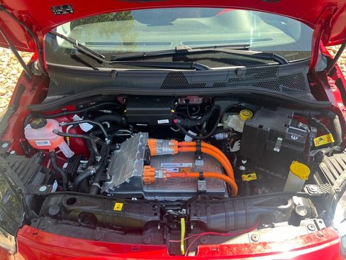 Used 2024 FIAT 500 e (RED) image 9