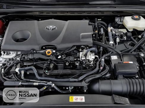 Used 2023 Toyota Camry SE FWD image 12