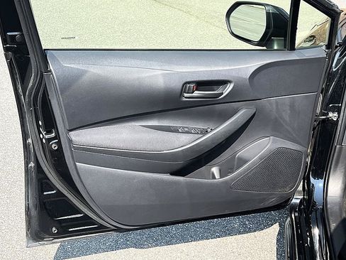 Used 2024 Toyota Corolla LE FWD image 19
