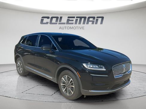 Used 2023 Lincoln Nautilus Reserve w/ Luxury Package AWD/4WD image 2