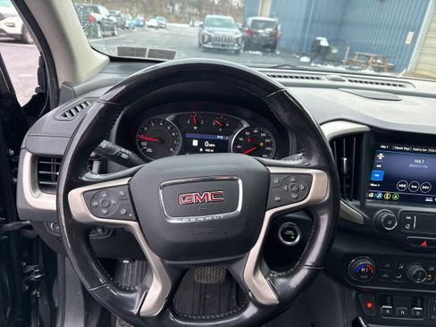 Used 2019 GMC Terrain Denali w/ Advanced Safety Package image 13