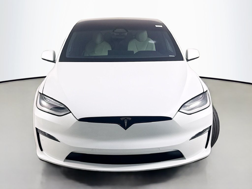 Used 2022 Tesla Model X Plaid AWD/4WD image 2
