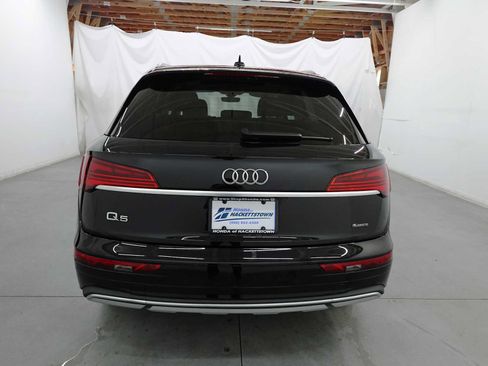 Used 2023 Audi Q5 2.0T Premium w/ Convenience Package AWD/4WD image 6