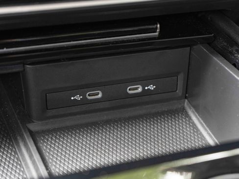 Used 2024 Volkswagen Atlas SE w/ Black Wheel Package image 34