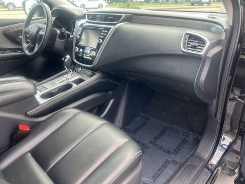 Used 2024 Nissan Murano SV w/ SV Midnight Edition Package FWD image 30