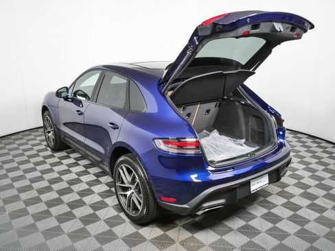 New 2026 Porsche Macan AWD/4WD image 33