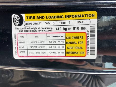 Used 2024 Ford Edge SEL AWD/4WD image 35
