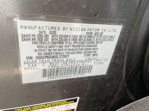 Used 2025 Nissan Kicks SR image 27