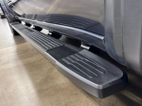 Used 2022 Chevrolet Silverado 1500 RST AWD/4WD image 18