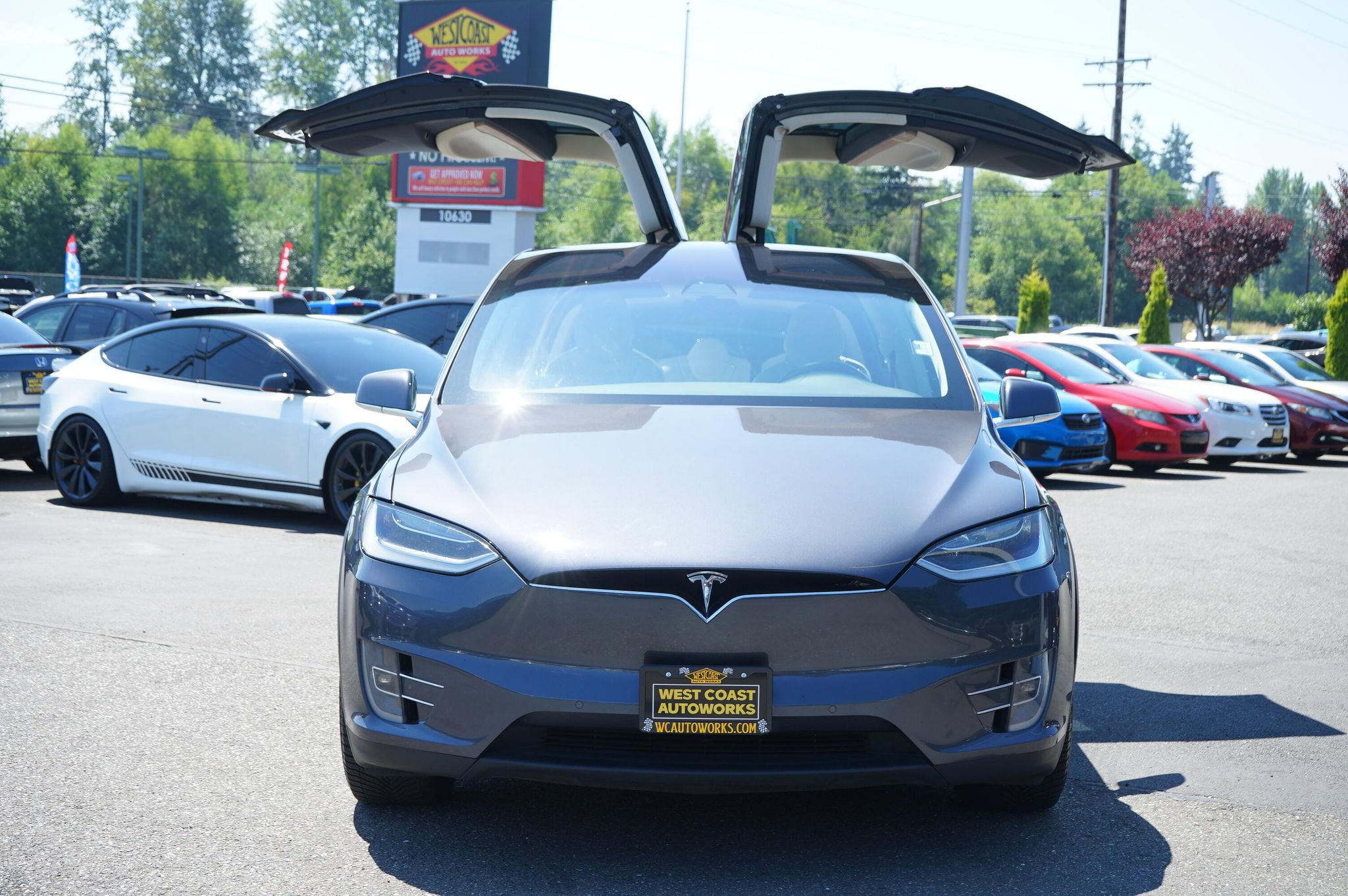 Used 2018 Tesla Model X 75D AWD/4WD image 10