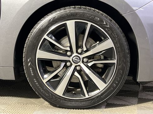 Used 2023 Nissan Maxima SV w/ Floor Mat Group image 10