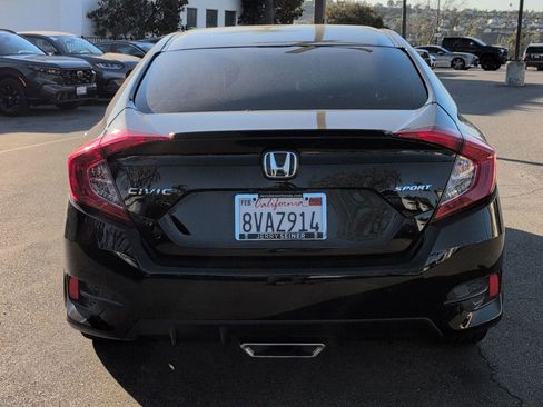 Used 2021 Honda Civic Sport image 4