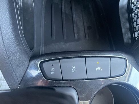 Used 2023 Chevrolet TrailBlazer LT image 3