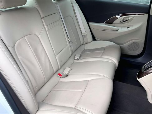 Used 2015 Buick LaCrosse Leather image 18