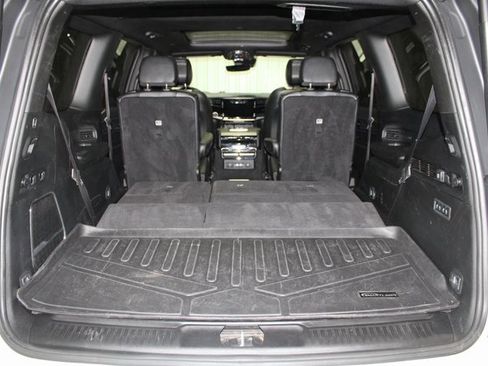 Used 2023 Jeep Wagoneer Series II image 8