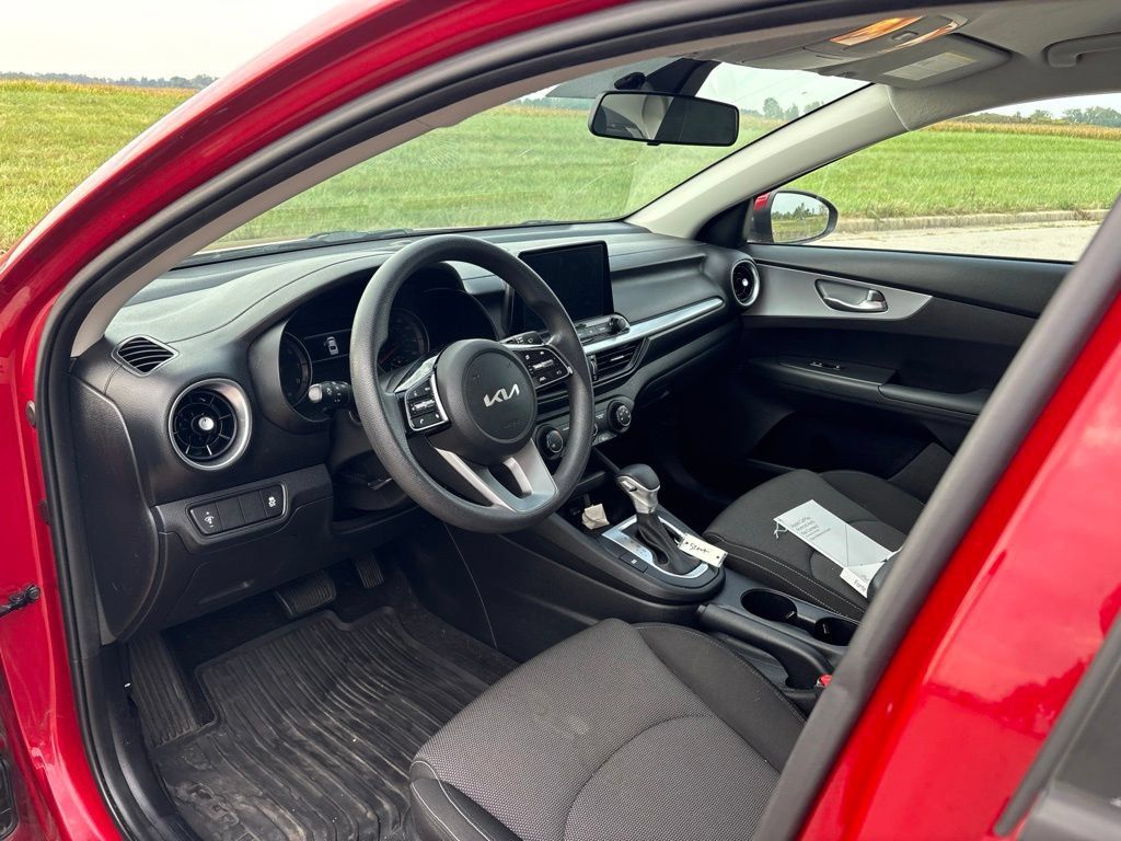 Certified 2023 Kia Forte LXS FWD image 19