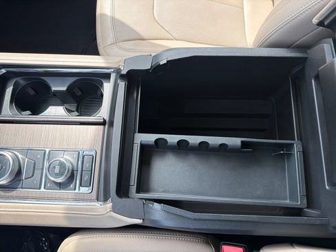 Used 2022 Ford Expedition Max Limited AWD/4WD image 31