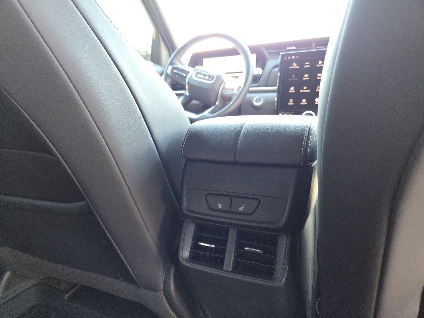 Used 2025 GMC Terrain Elevation w/ Elevation Premium Package AWD/4WD image 21