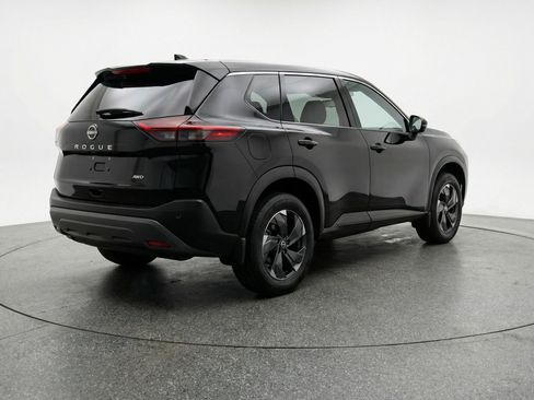 Used 2025 Nissan Rogue SV FWD image 9