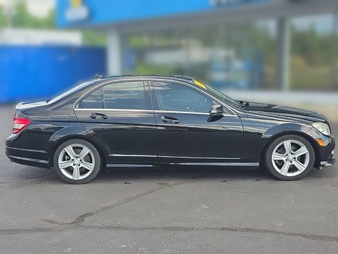 Used 2010 Mercedes-Benz C 300 4MATIC Sedan image 6