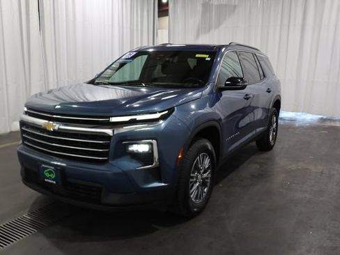 Certified 2025 Chevrolet Traverse LT AWD/4WD image 26