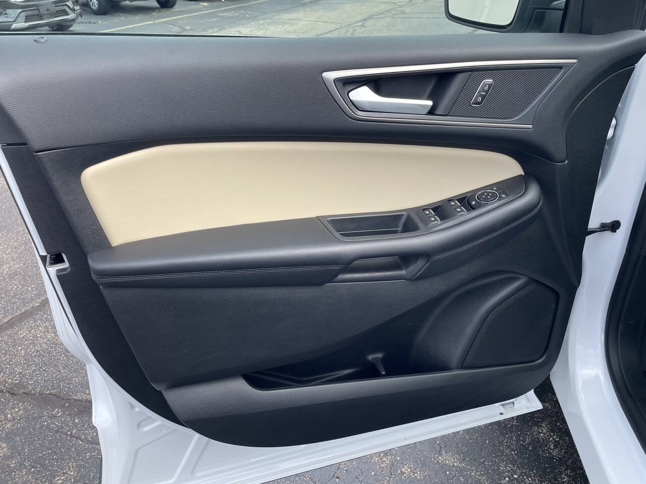 Used 2024 Ford Edge SEL w/ Convenience Package AWD/4WD image 12
