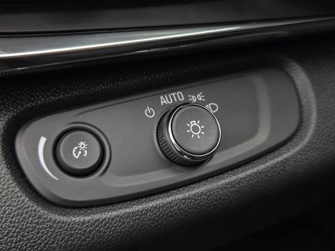 New 2026 Buick Envista Sport Touring w/ Convenience I Package FWD image 6