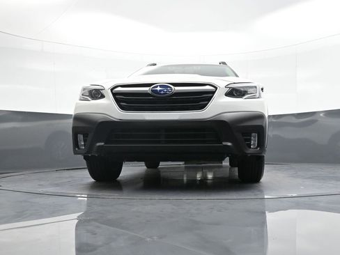 Used 2022 Subaru Outback Premium image 26