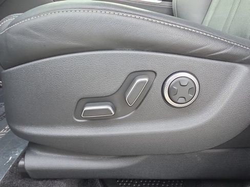 Used 2024 Genesis GV80 2.5T AWD/4WD image 10