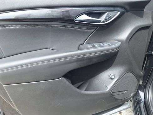Used 2023 Buick Envision Preferred FWD image 32