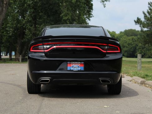 Used 2020 Dodge Charger SXT w/ Blacktop Package RWD image 6
