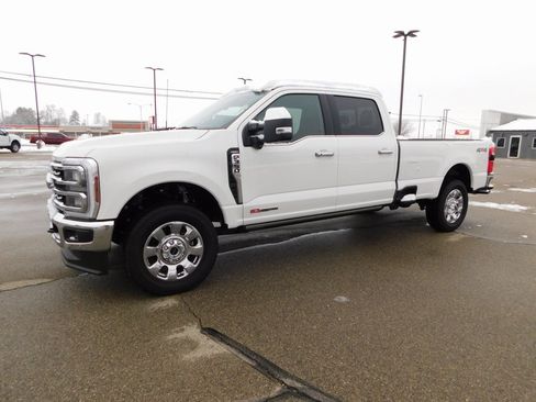 New 2025 Ford F350 Lariat w/ Lariat Ultimate Package image 10
