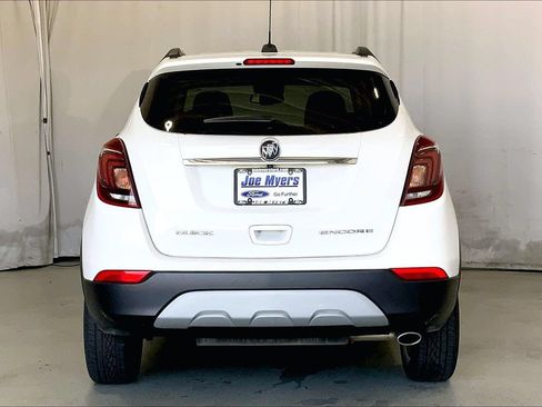 Used 2018 Buick Encore Preferred FWD image 4
