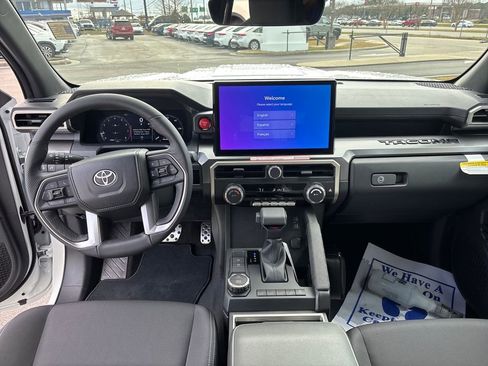 New 2025 Toyota Tacoma TRD Sport image 13