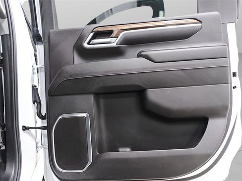 Used 2024 Chevrolet Silverado 2500 LT w/ Z71 Sport Edition image 32