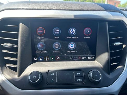 Used 2023 GMC Acadia SLT AWD/4WD image 32