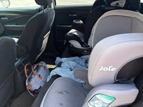 Used 2017 Honda Pilot EX image 8