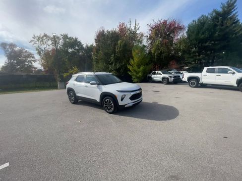 Used 2025 Chevrolet TrailBlazer LT image 7