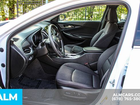 Used 2024 Chevrolet Malibu LT FWD image 16