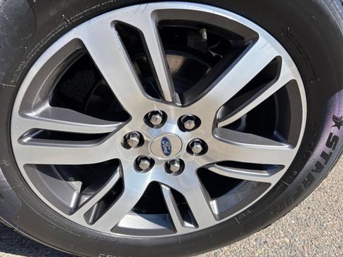 Used 2024 Ford Expedition Max Limited RWD image 35