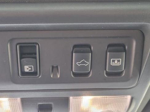 Used 2021 Nissan Titan PRO-4X AWD/4WD image 36